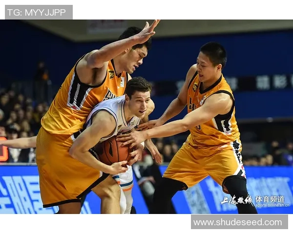 南京篮球队在钻石联赛中的蜕变与重生之路探索